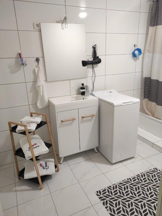 Studio 45M2 Tres Calme Village-Neuf エクステリア 写真